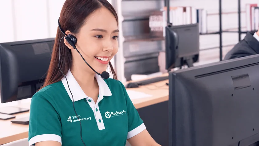Bednbody booking support representative ready to help